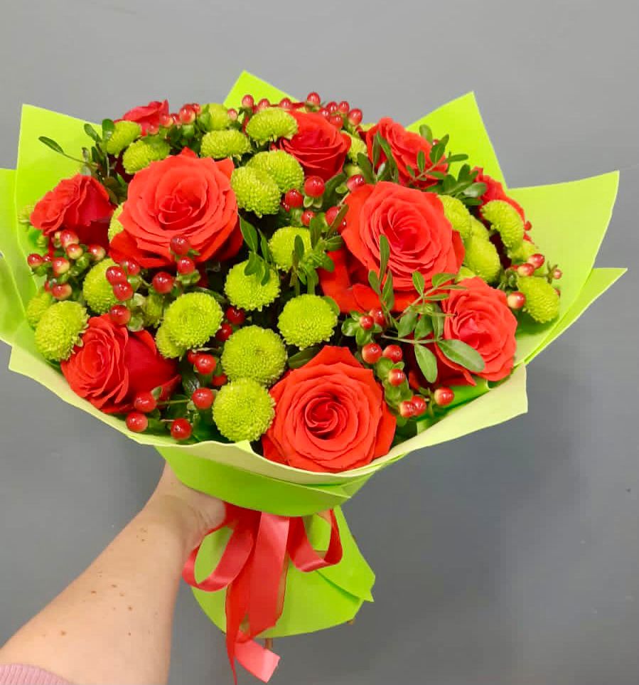 Букет цветов из: Хризантемы и Розы в Кашин