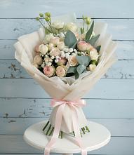 Букет цветов из:  Розы и Лизиантусы в Кашин