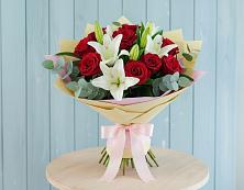Букет цветов из:  Лилии и Розы в Кашин