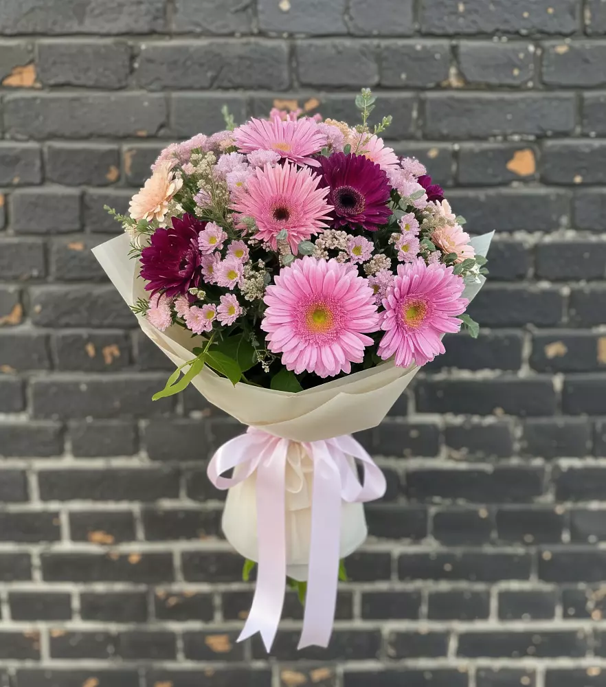 Букет цветов из: Герберы и Хризантемы в Кашин