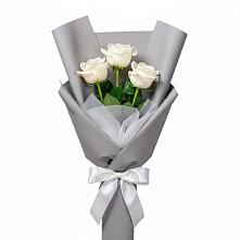 Букет 3 белые розы в Кашин