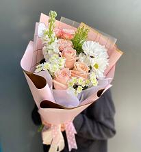 Букет цветов из:  Хризантемы и Розы в Кашин