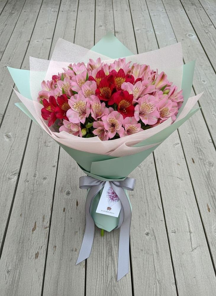 Букет цветов из: Альстромерии в Кашин