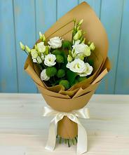 Букет цветов из:  Хризантемы и Лизиантусы в Кашин